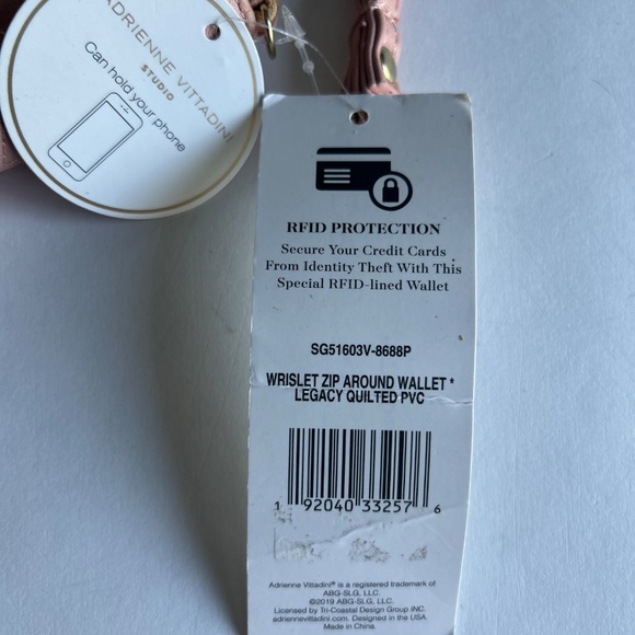 New Adrienne Vittadini Pink Leather Zip Around Wallet - Picture 13 of 16